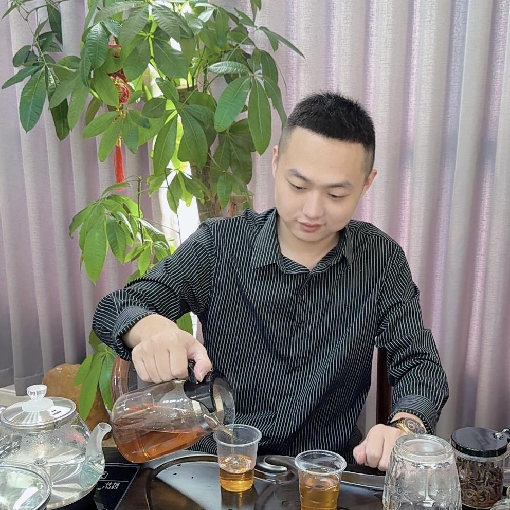 金金翡翠手镯定制