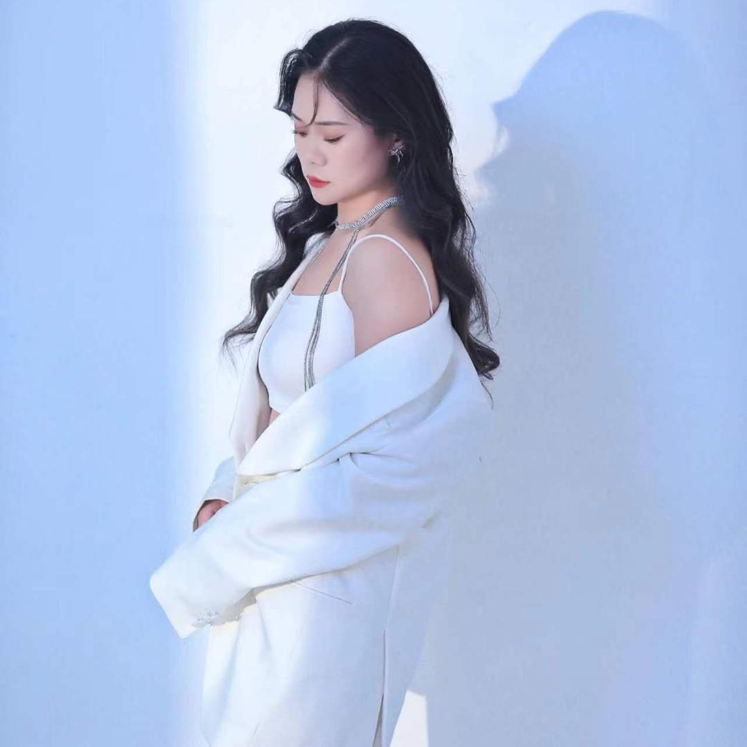 爱妃🎤