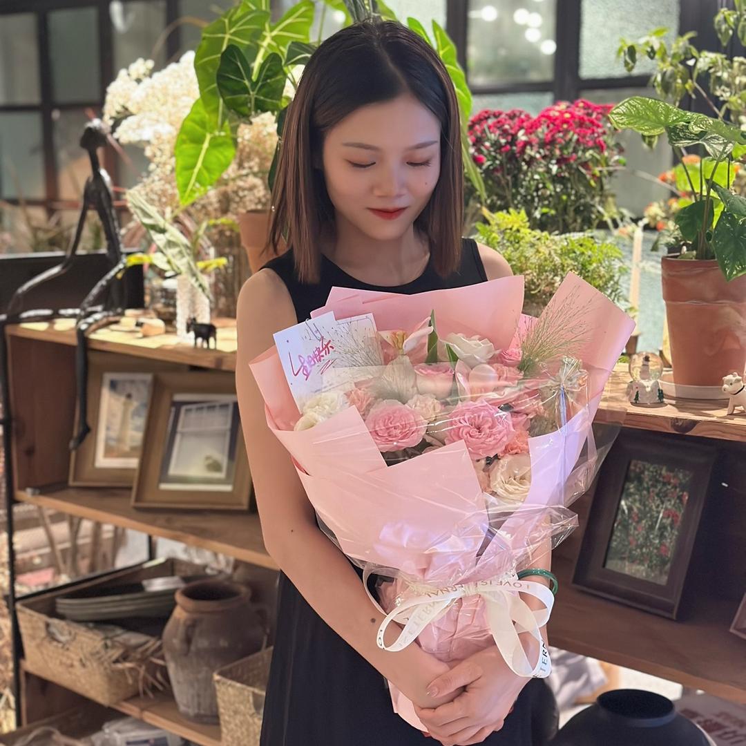 嘉禾雲境推荐官-夏夏