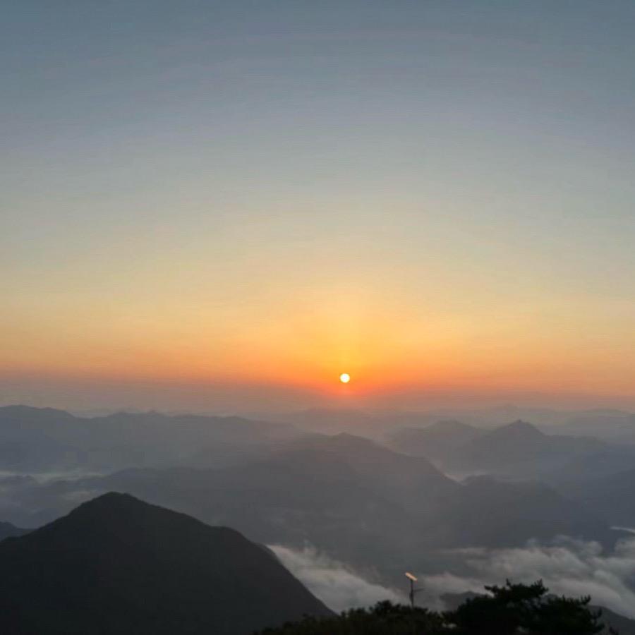 闭关