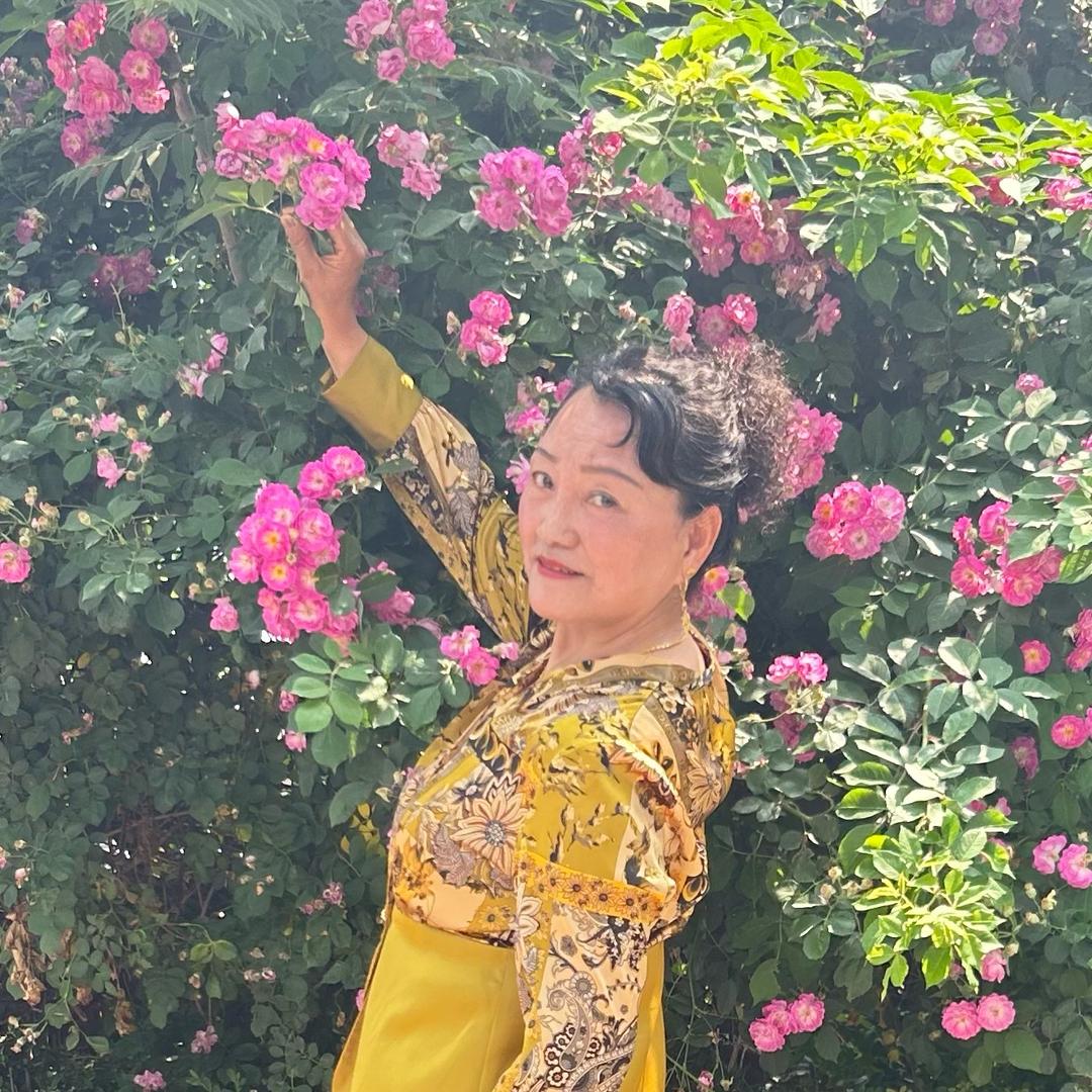 笑语常开：