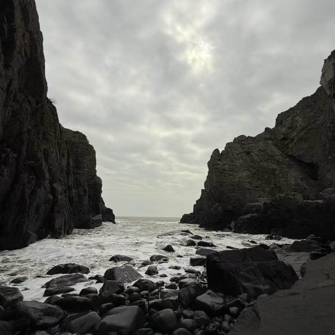 黄桩主  (充电桩)