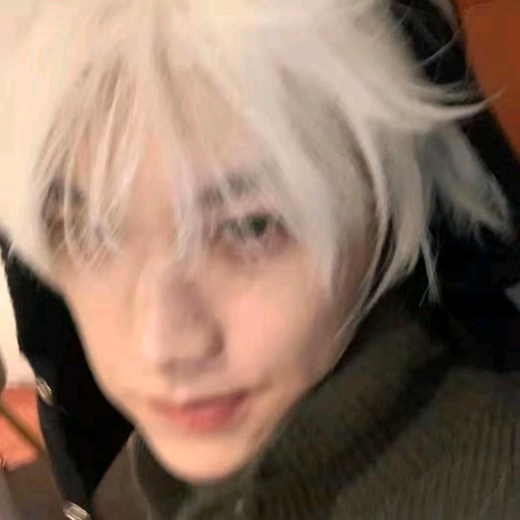 space酒吧预定 小男孩