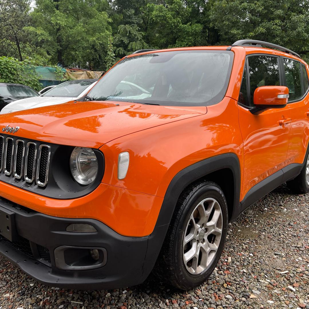 成都专做二手车批发（张老板）