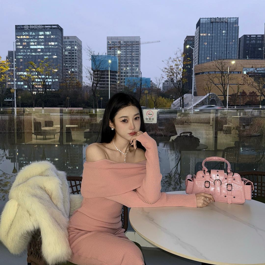 坤总𝓚𝓾𝓷_安妮