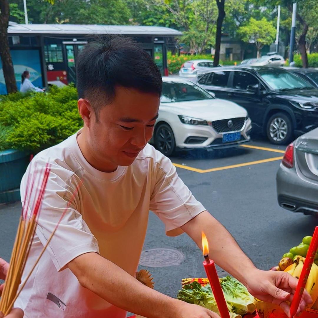 佛山市禅城区亿当家.头哥.礼品.回收
