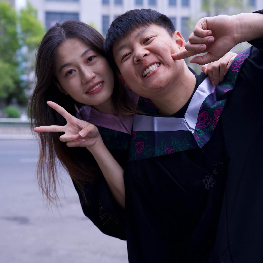 呼叫宁宁妻与狗帆