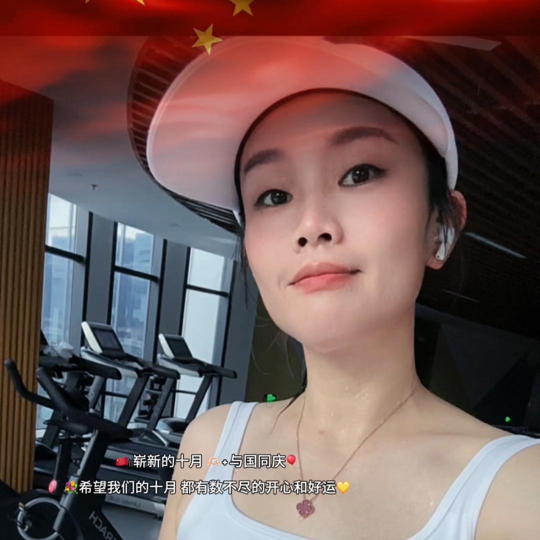 有年代感的美女