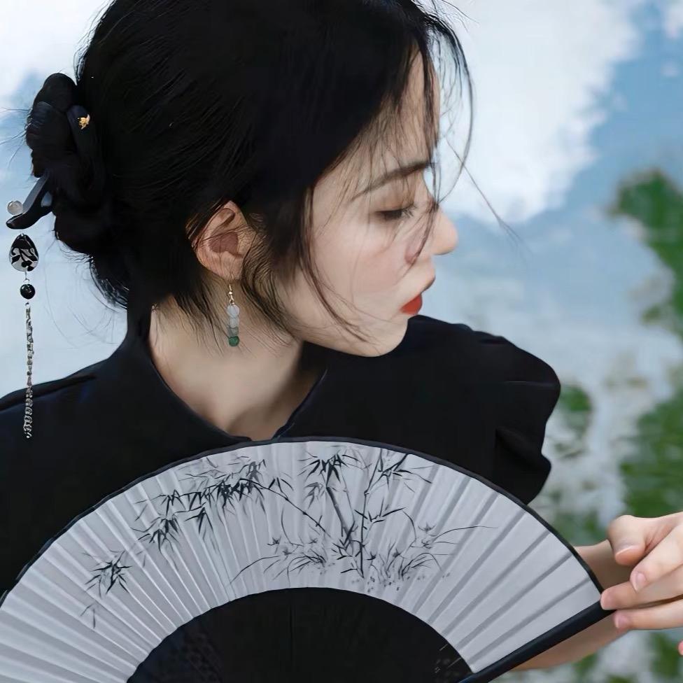 梅梅🌹（精致护肤）