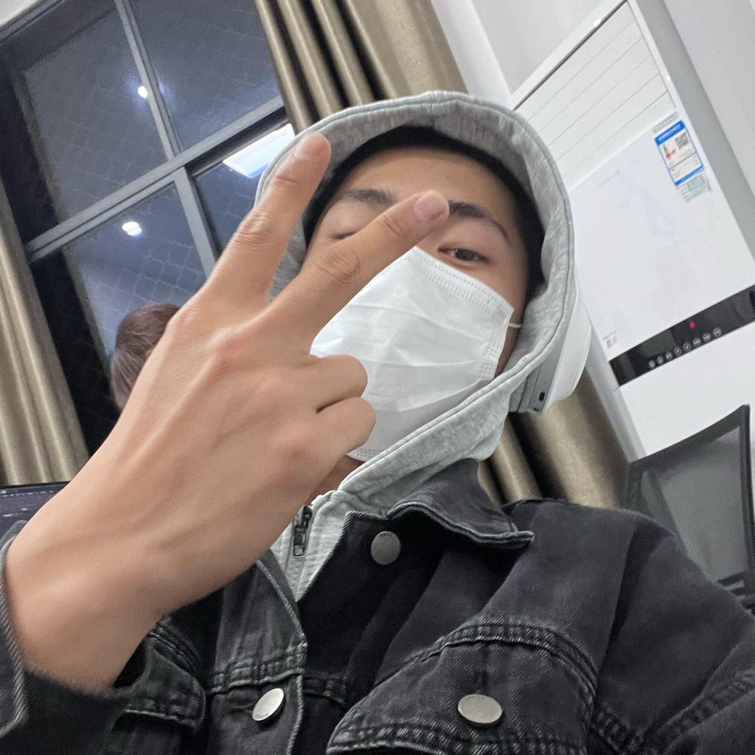 茅十八📷.