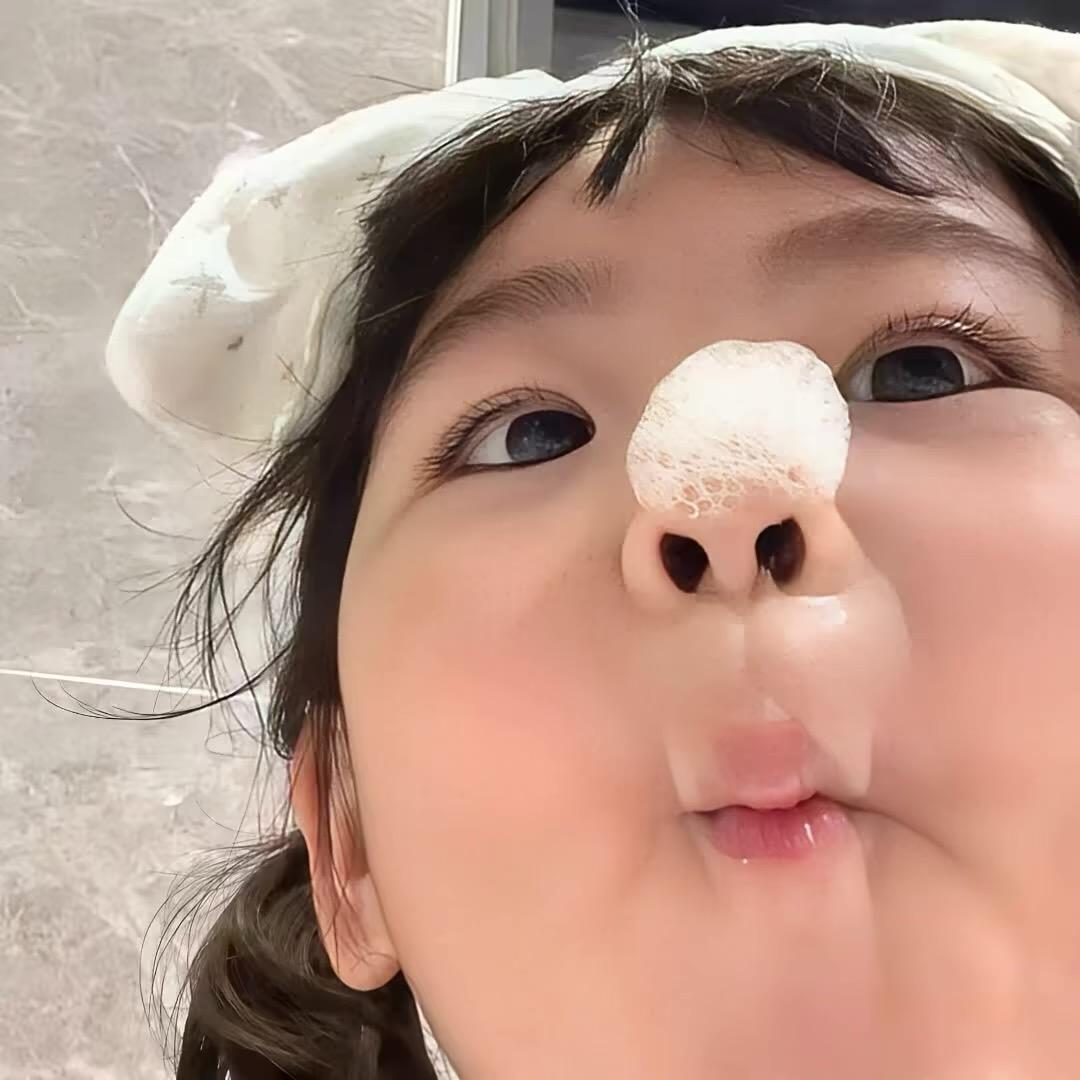 𝙃𝙚𝙡𝙡𝙤𝙤𝙤𝙤