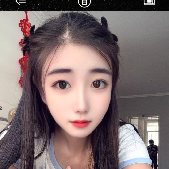杨春天耀小姐姐