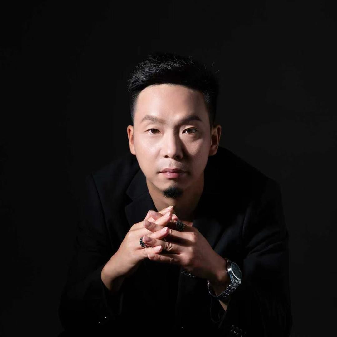 璞石  独立设计师