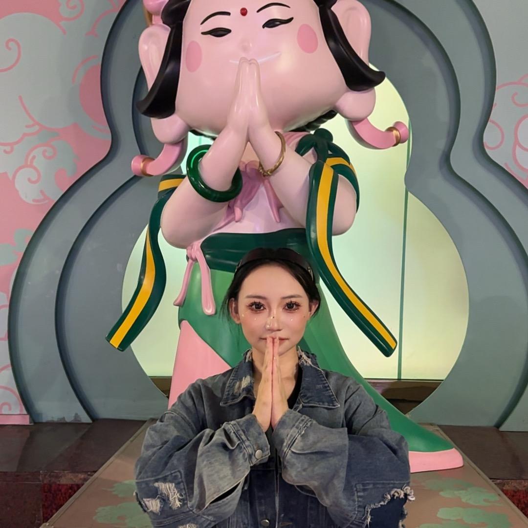 李颂伊