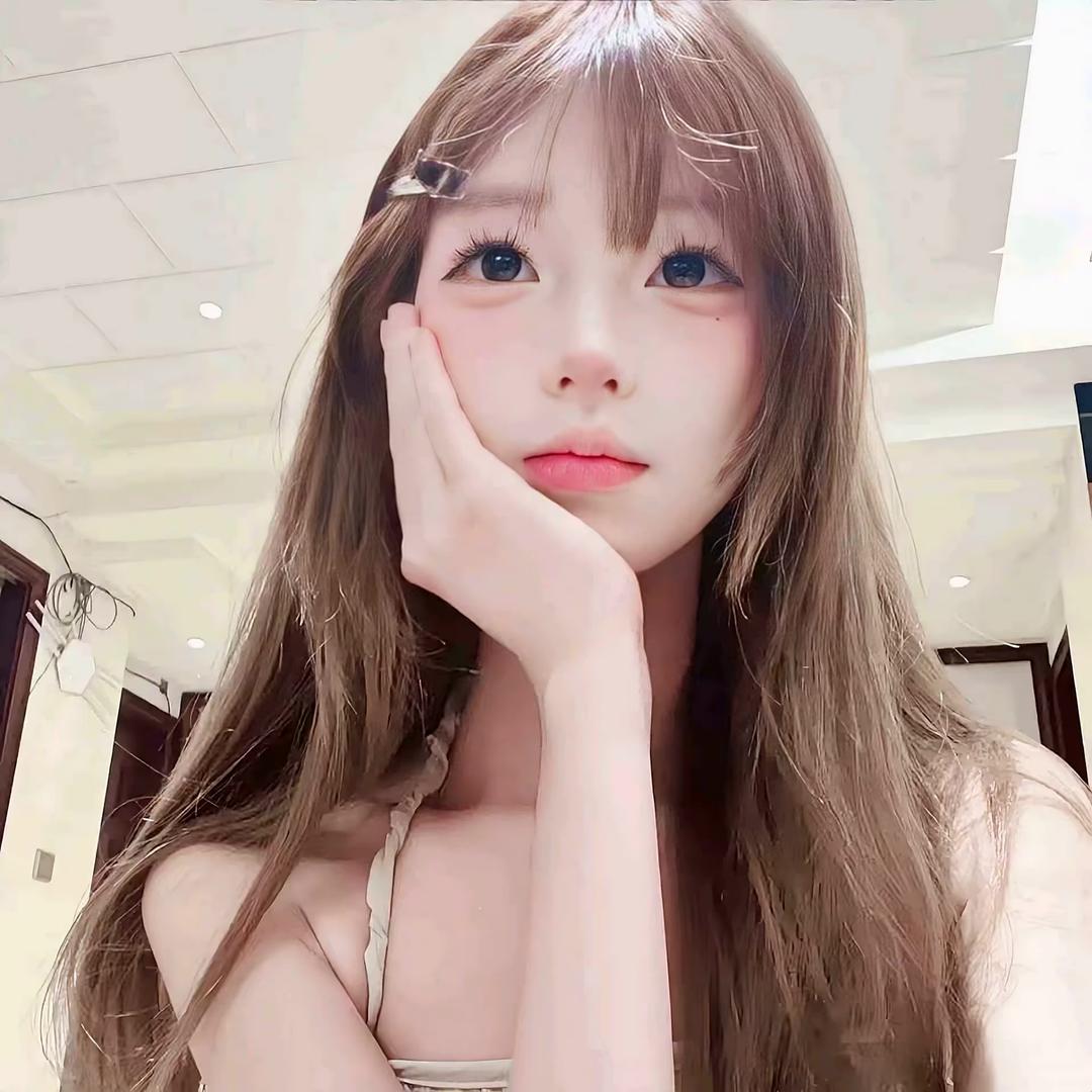 美艳绝伦的妈...