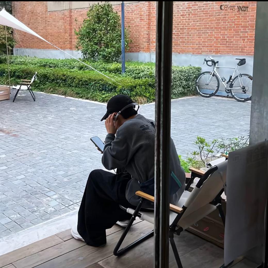 追离.