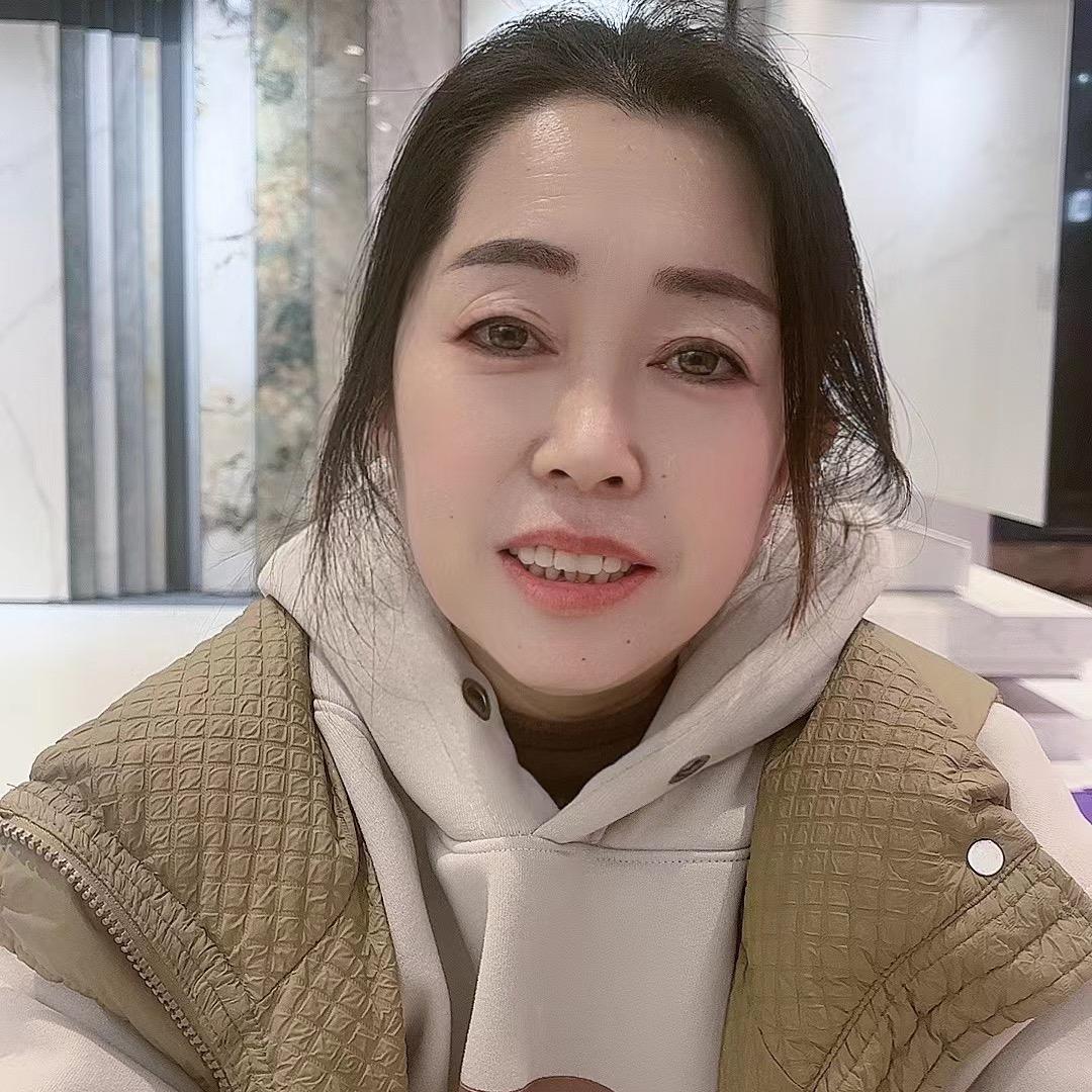 丽丽