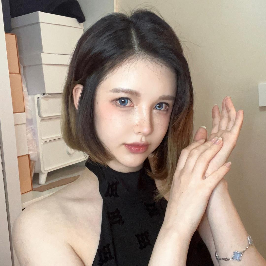 饱胀小阿姨
