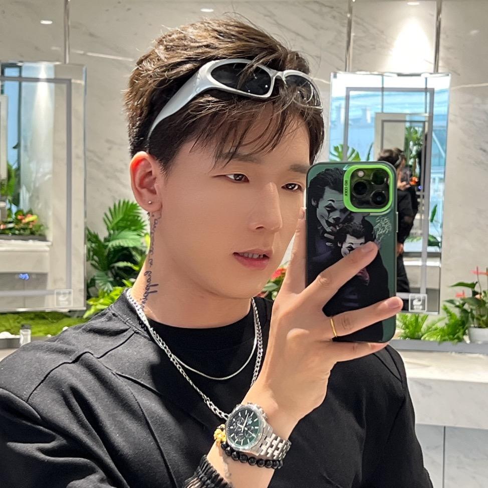 坤坤的朋友圈🎈