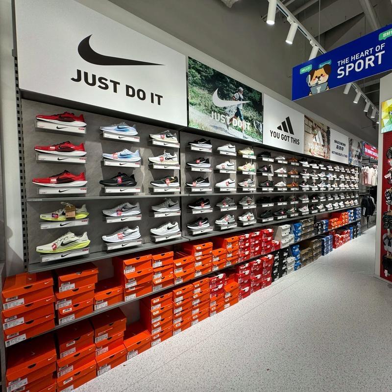 奥莱大悦城运动装备