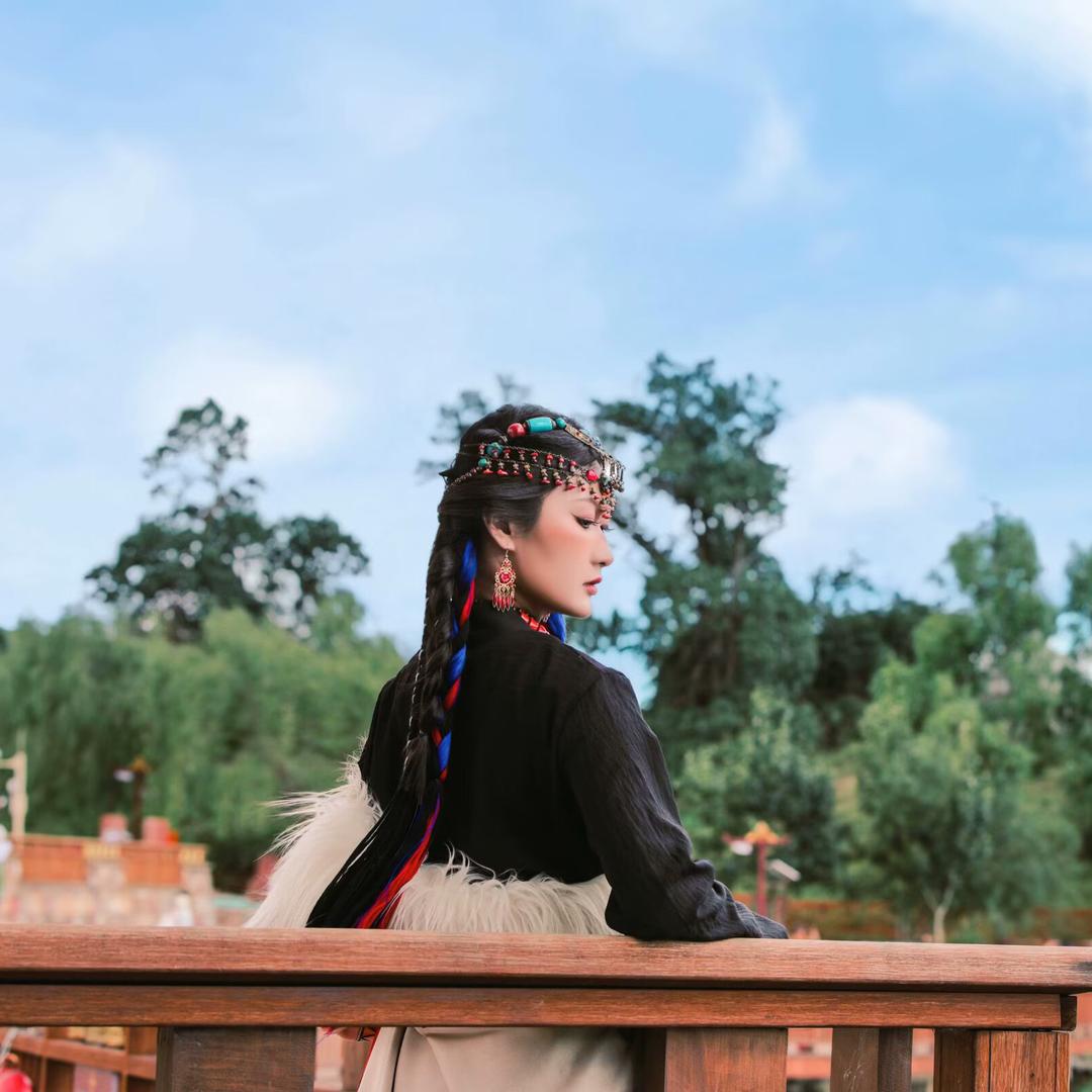 静萱桑宝青之源滋补养生专卖店