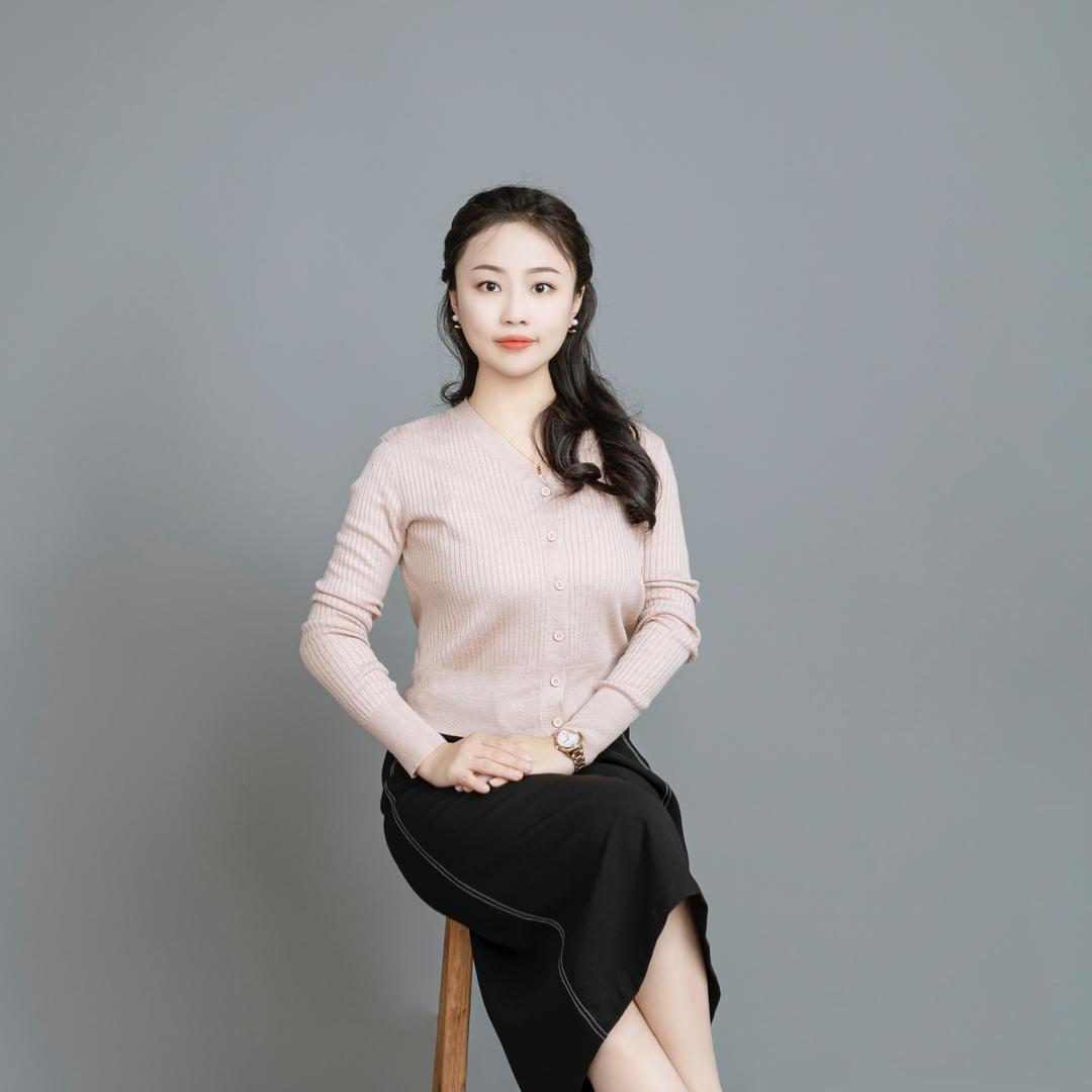 鹤壁市淇滨区书香铭苑幼儿园李园长🌷