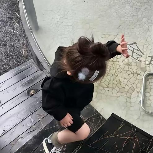小萱(^｡^)