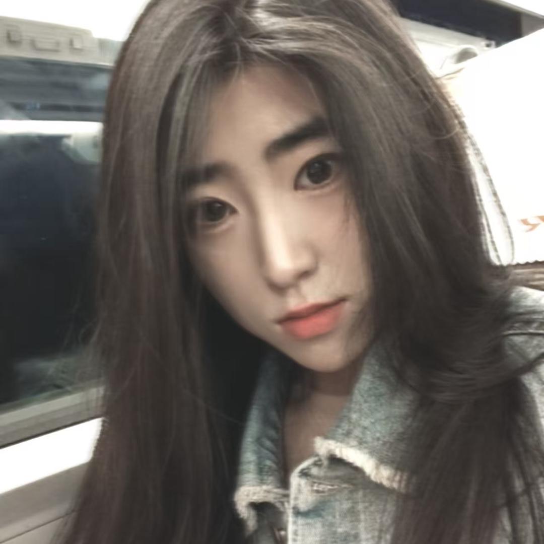 七七爱吃糖