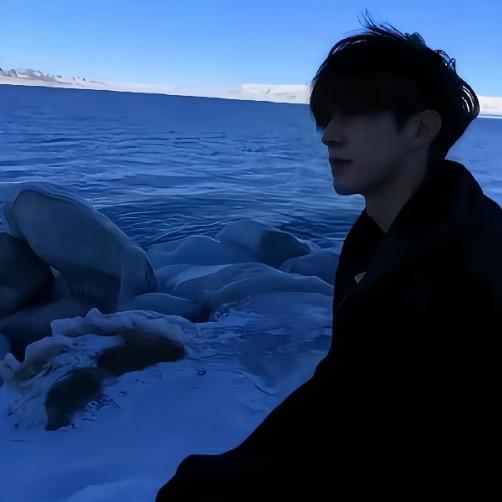 云
