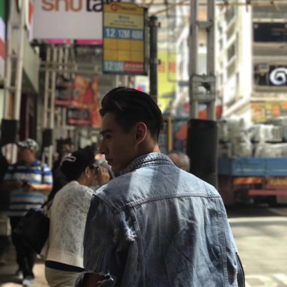 衷嘉嘉嘉泽