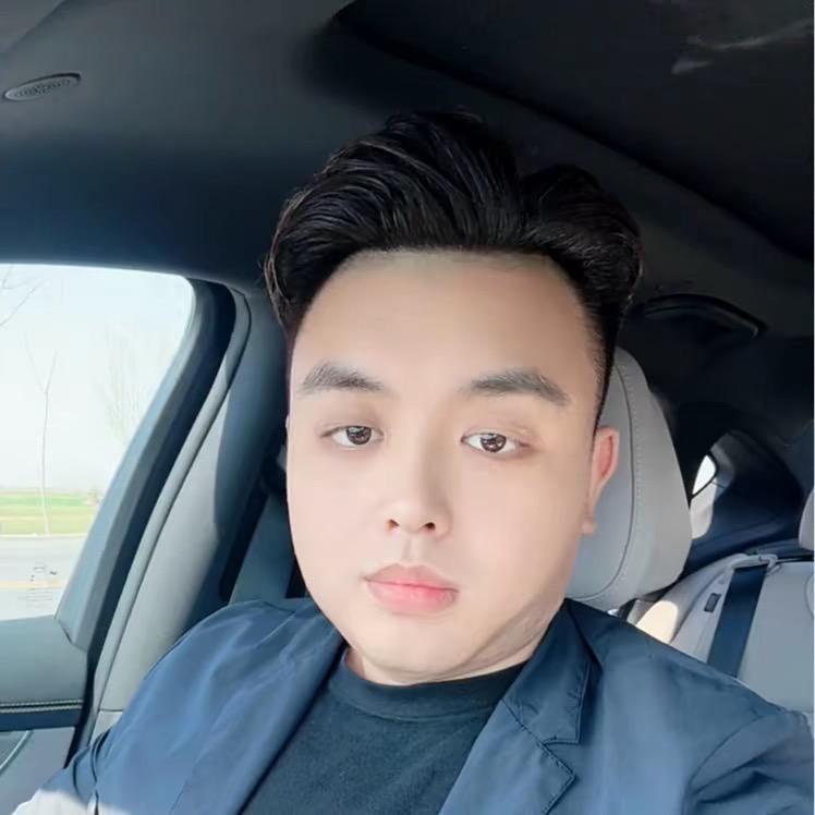 @龙顾问