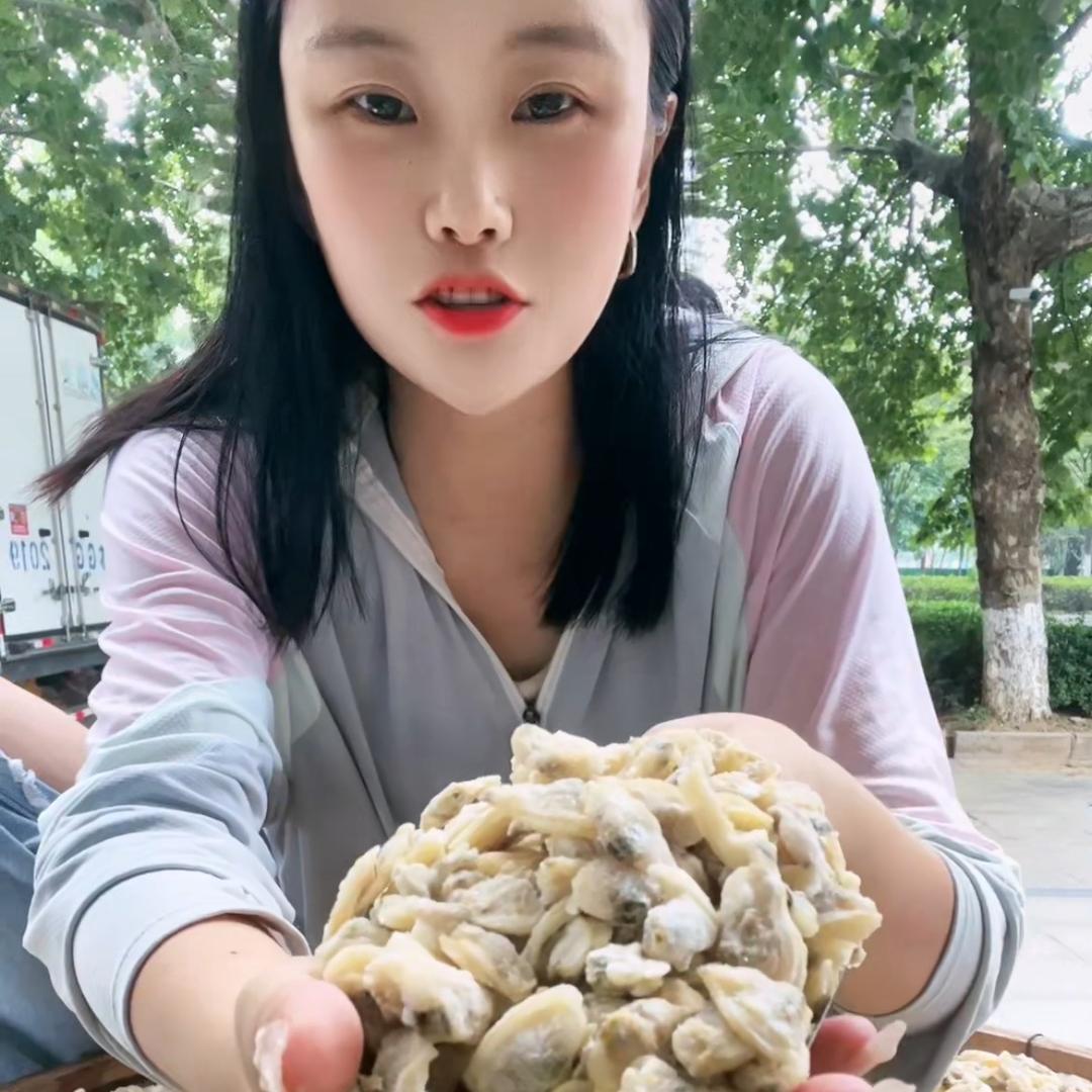 小萌海鲜。