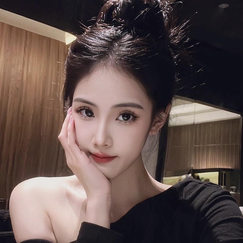 美甲师云尧（搓指甲版）