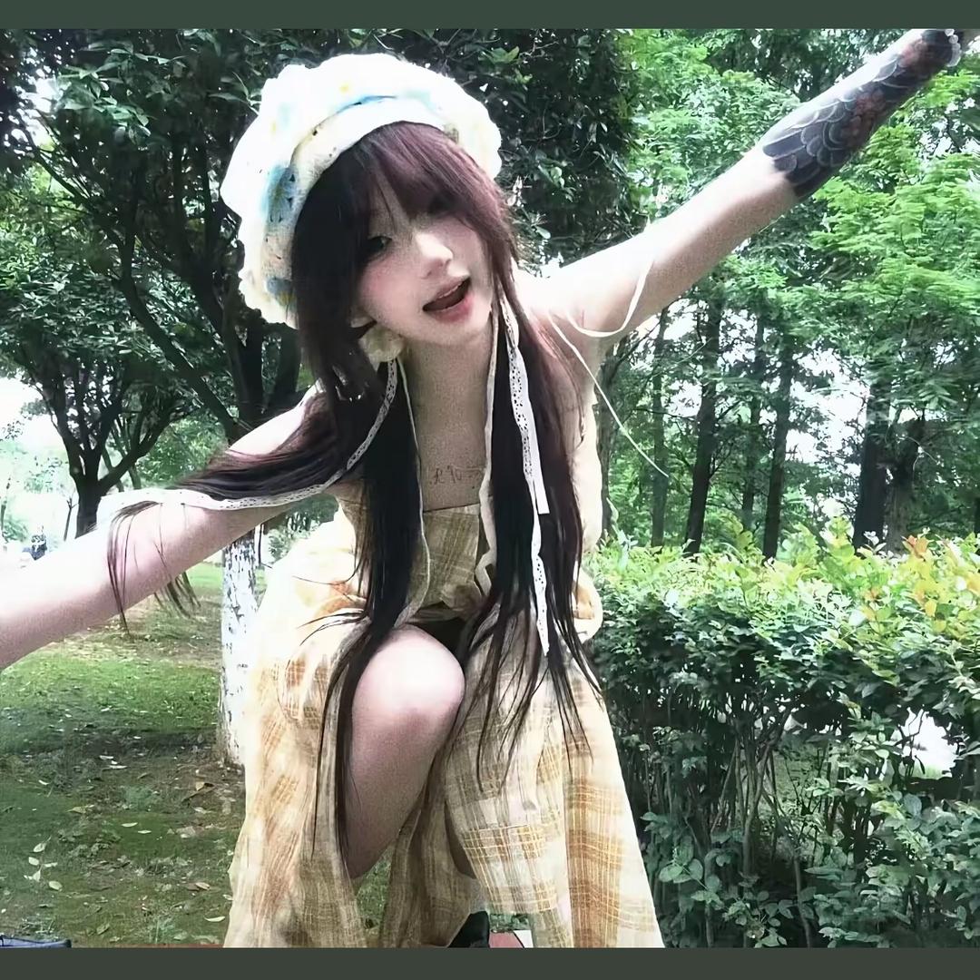 草莓抱抱奶🍑💨