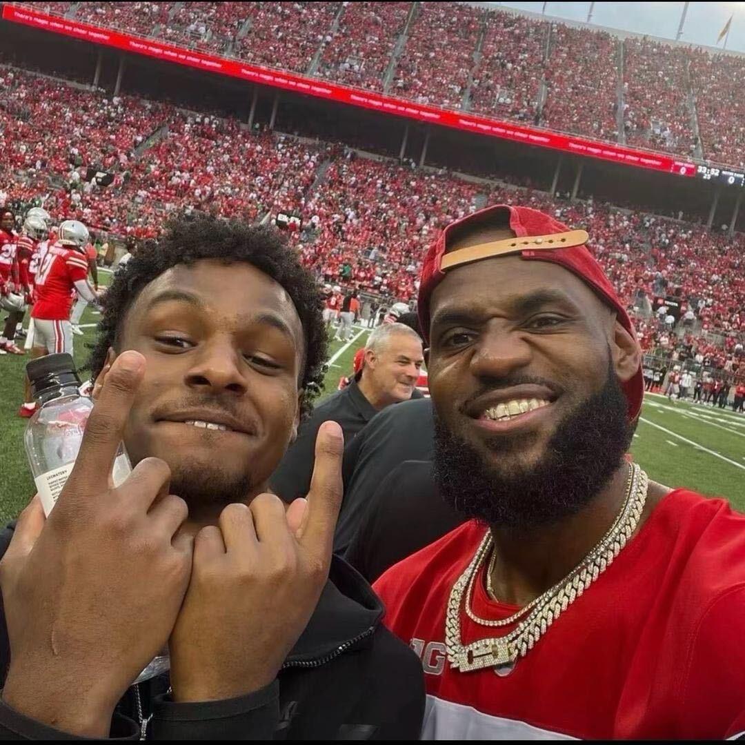 ～23 👑
