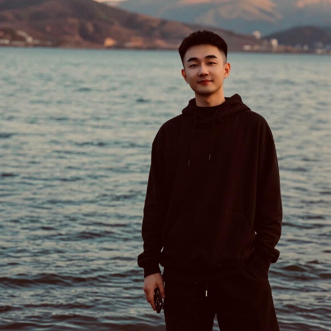 A.长治迈阿密客服总监苗晨梁