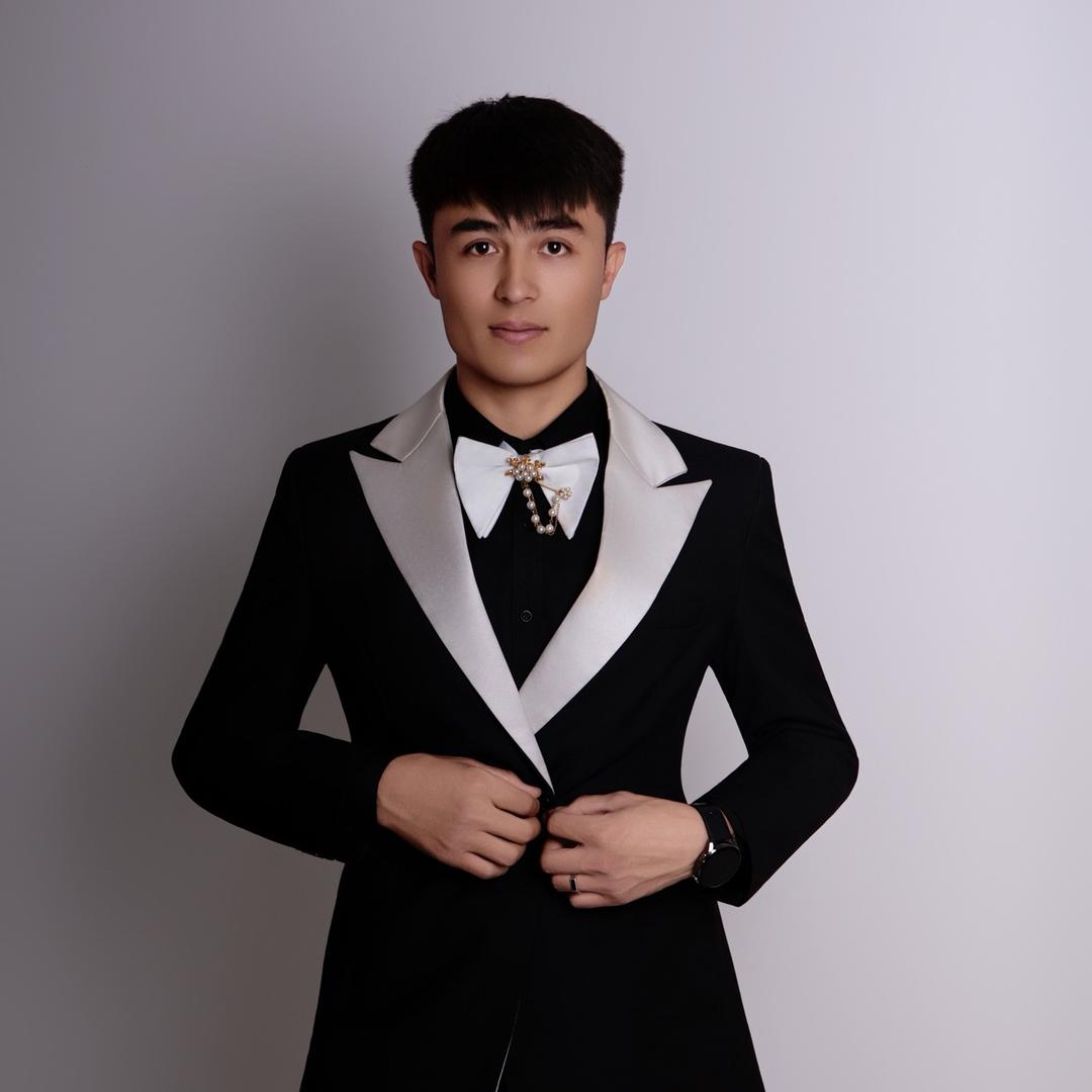 K H R  只租车🏎️