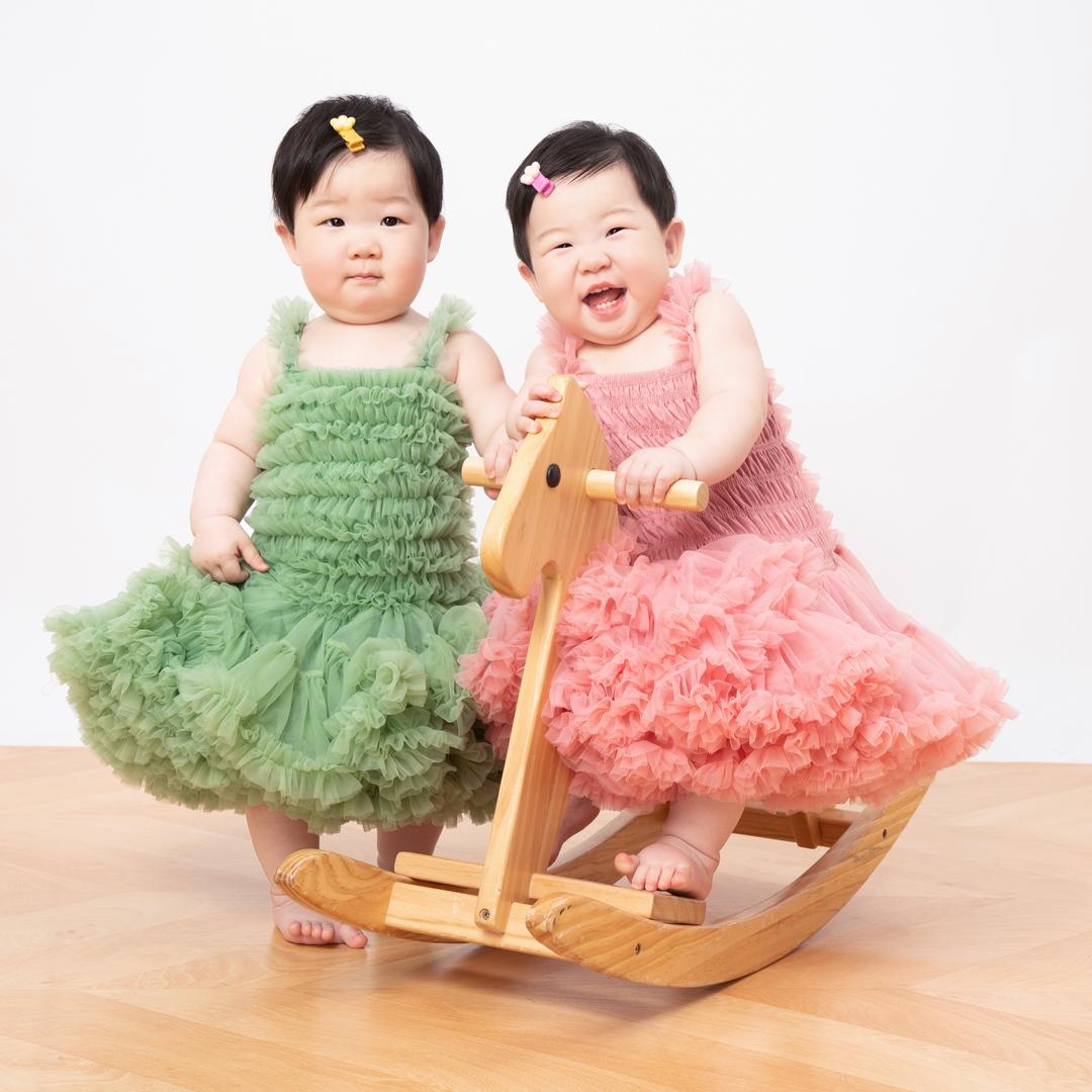 双胞胎麦麦禾禾