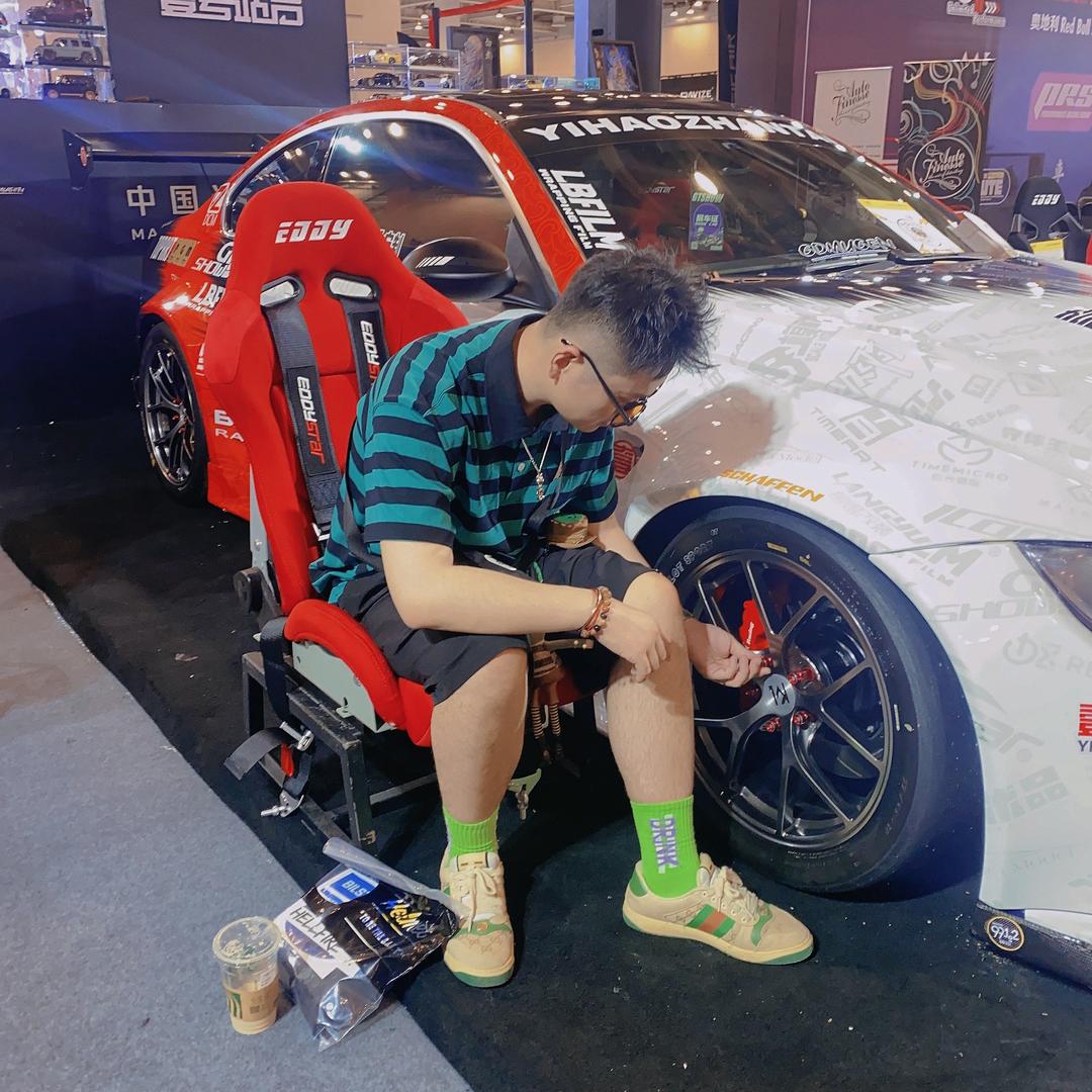 🏎️爱玩车的峰峰🐝