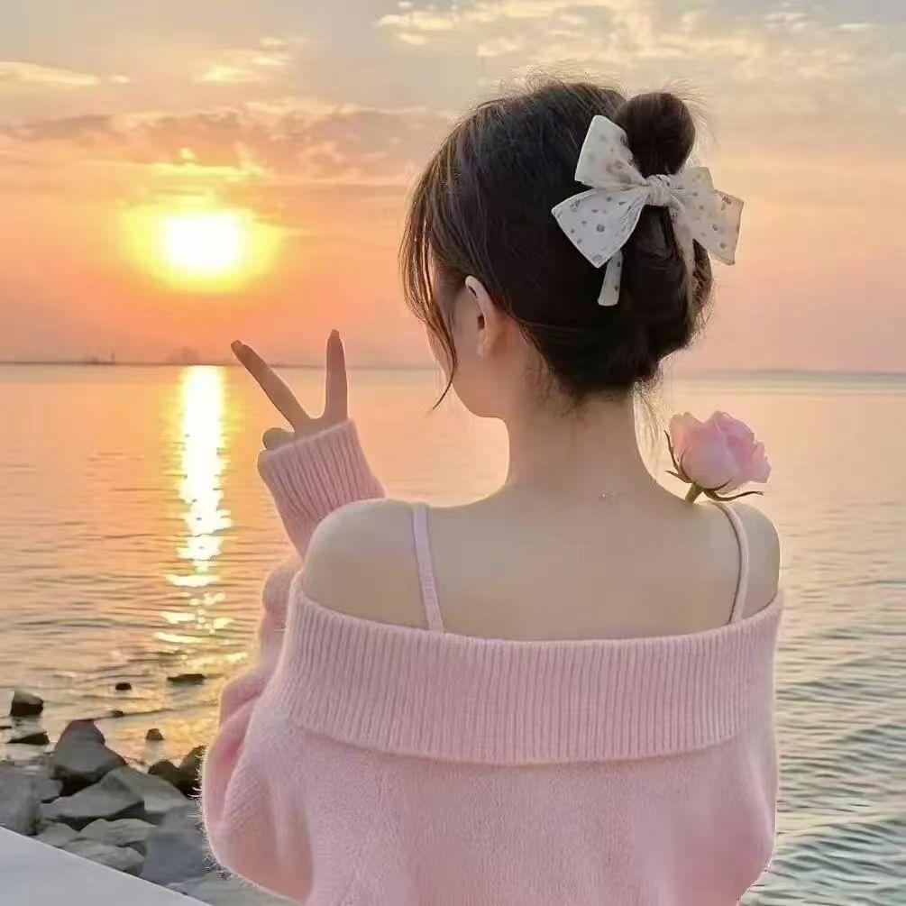 小李吃饱饱