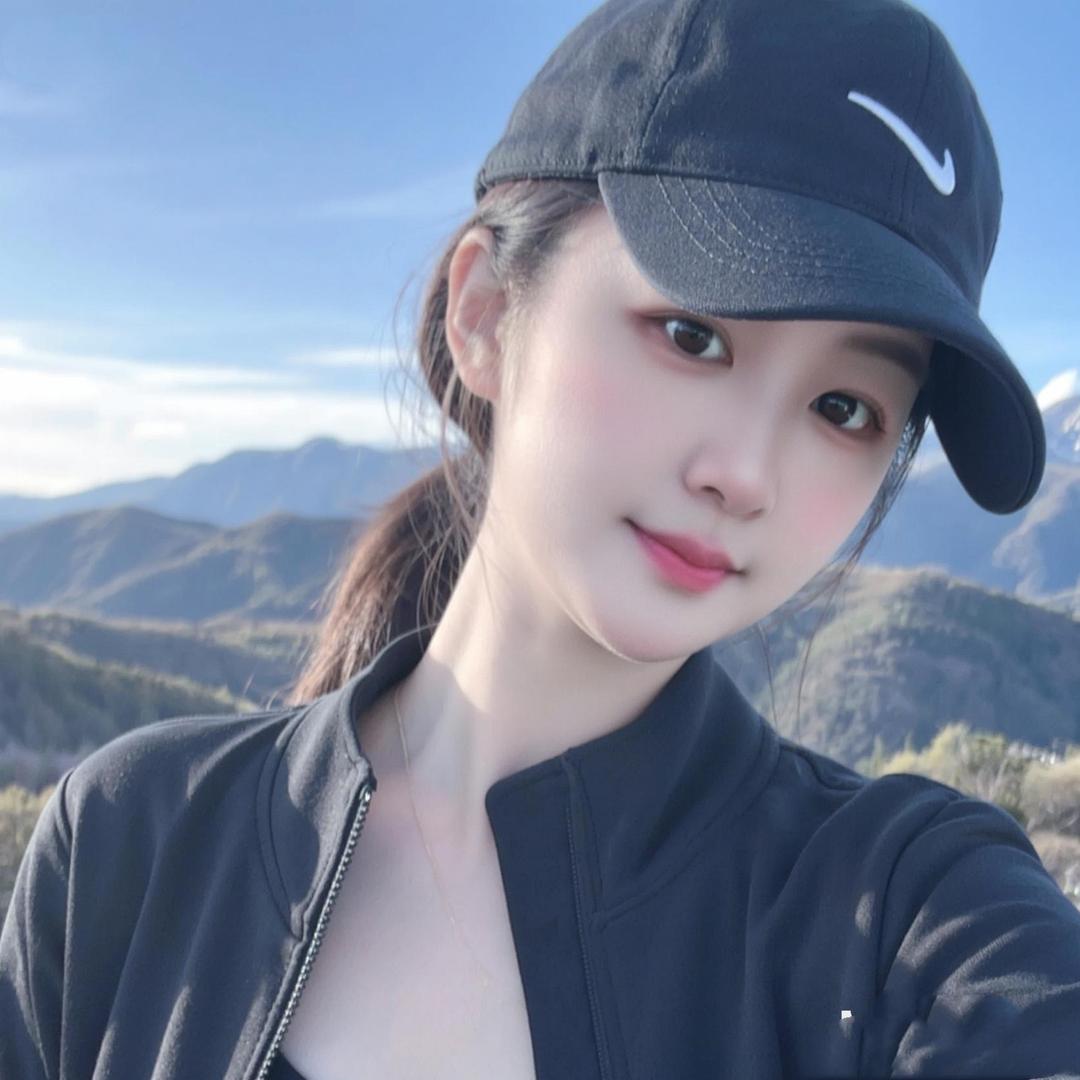 @😘 Miss Huang 💞