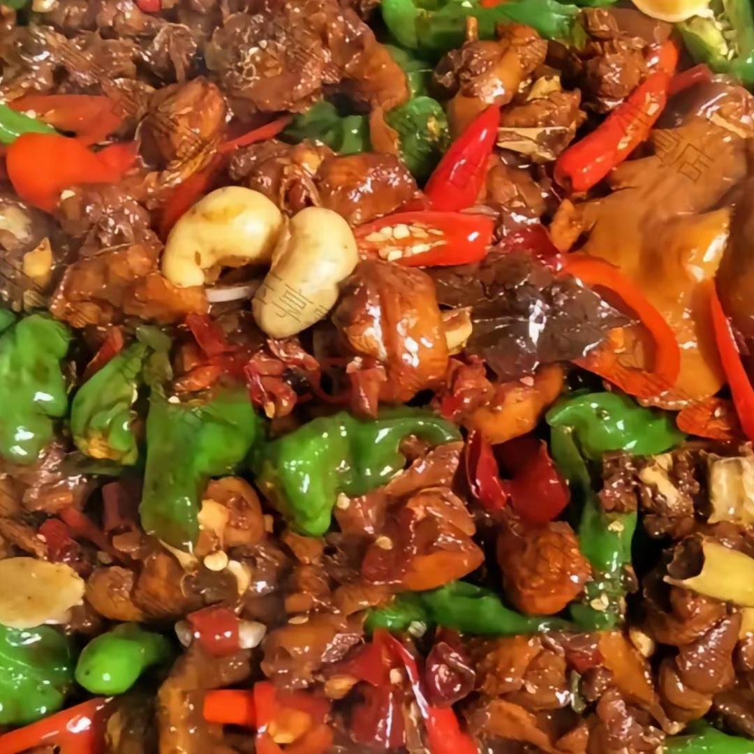 滕州市刘春梅辣子鸡店