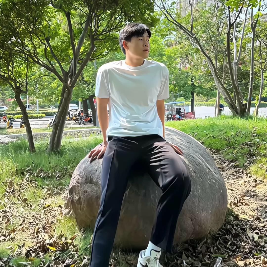杭杭要腹肌