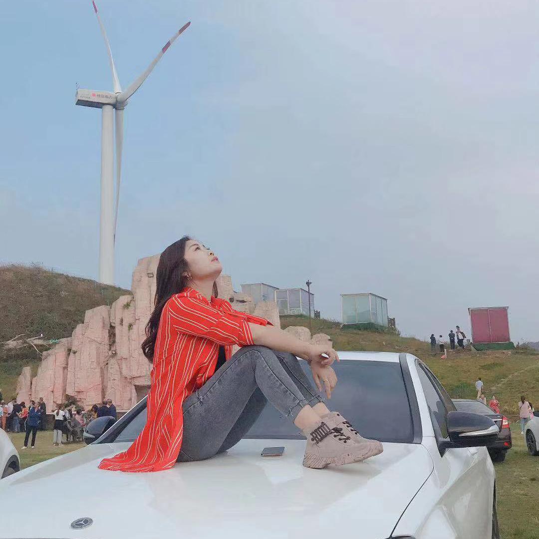 遵义高山流水苗家阿妹 嗨时光派对