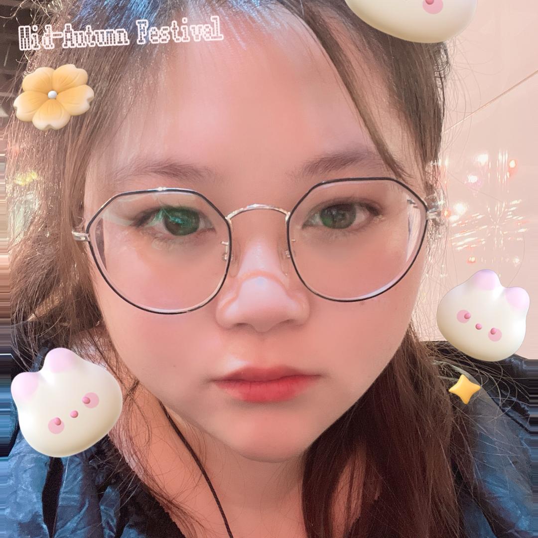 在郑州做淋浴房的美女