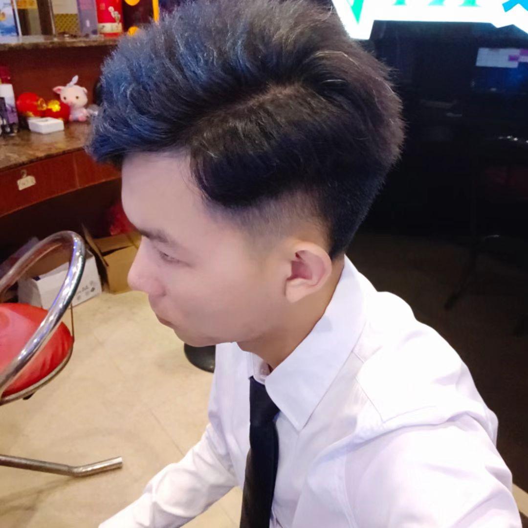 蜗牛安家·梁俊