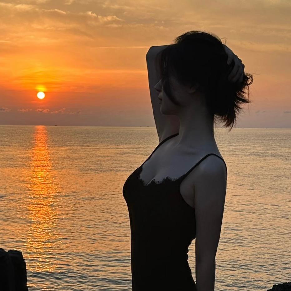 小璐璐💃