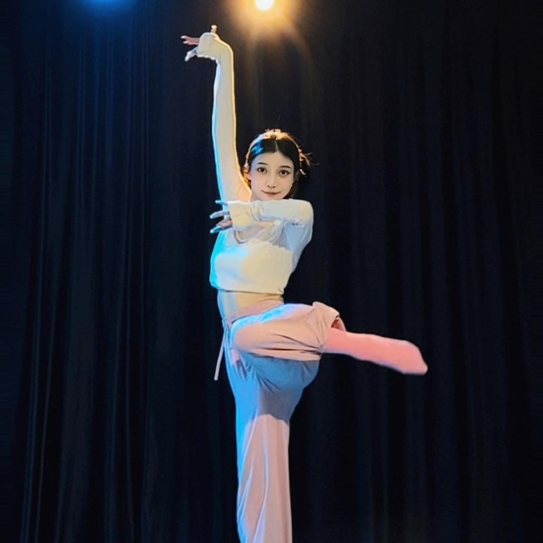 是小孙老师🎐(仙桃艺漾舞蹈)
