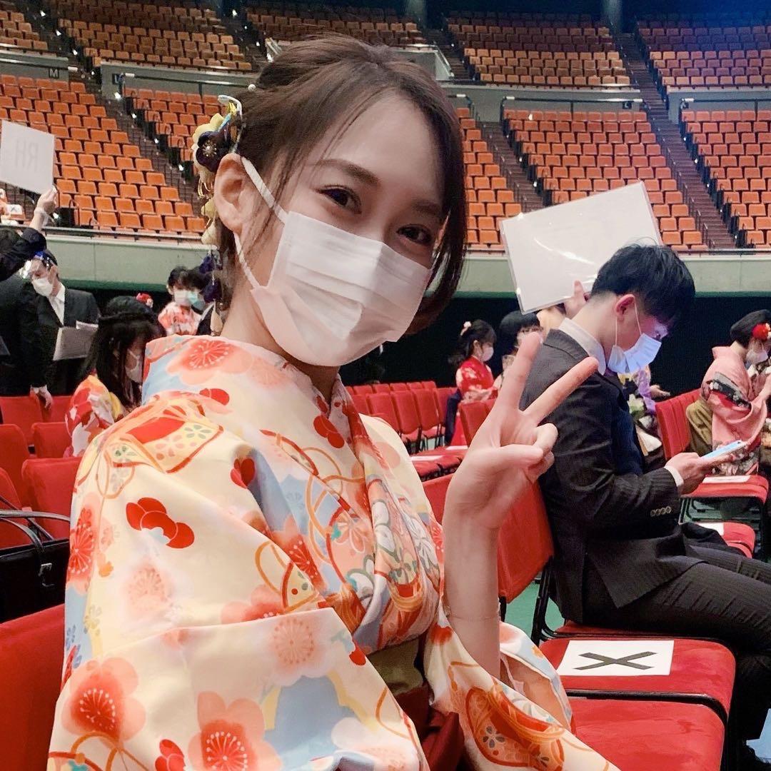 厌世小菠萝猪（烘焙师）