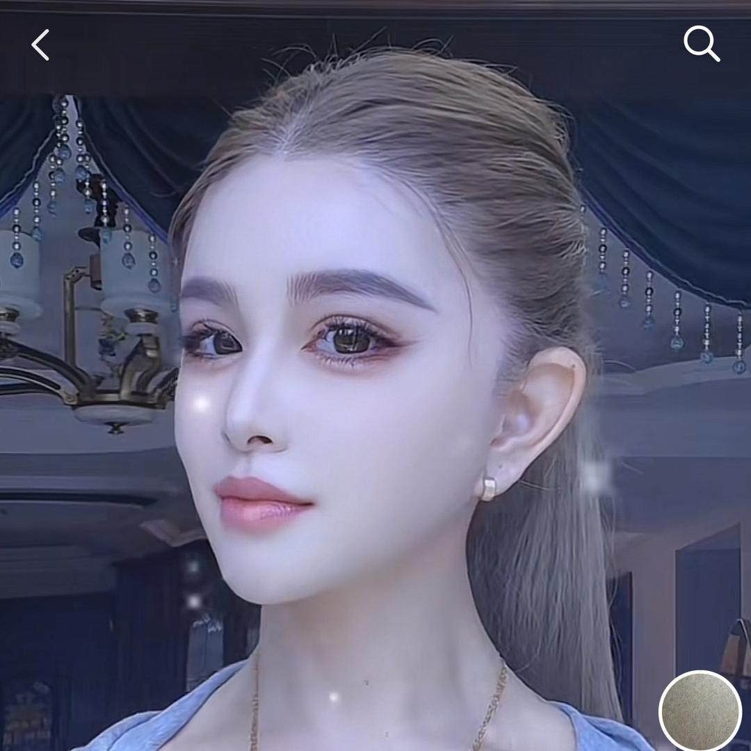 刘素艳。
